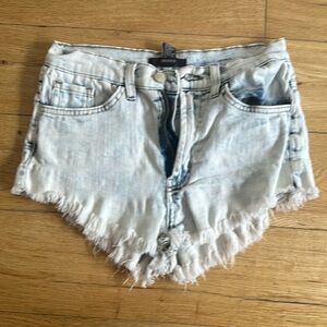 Jean short shorts